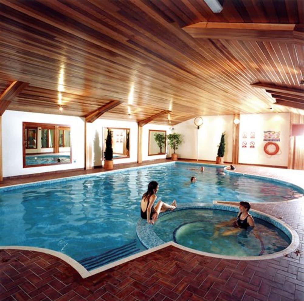 Hotel Elstead 3*