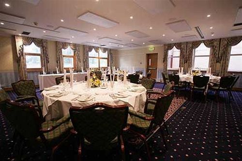 Elstead Hotel 3*