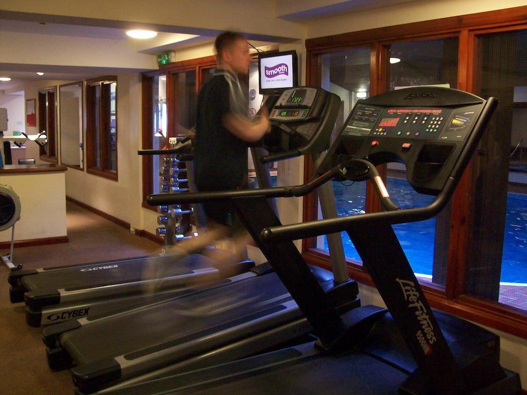 Elstead Hotel 3*
