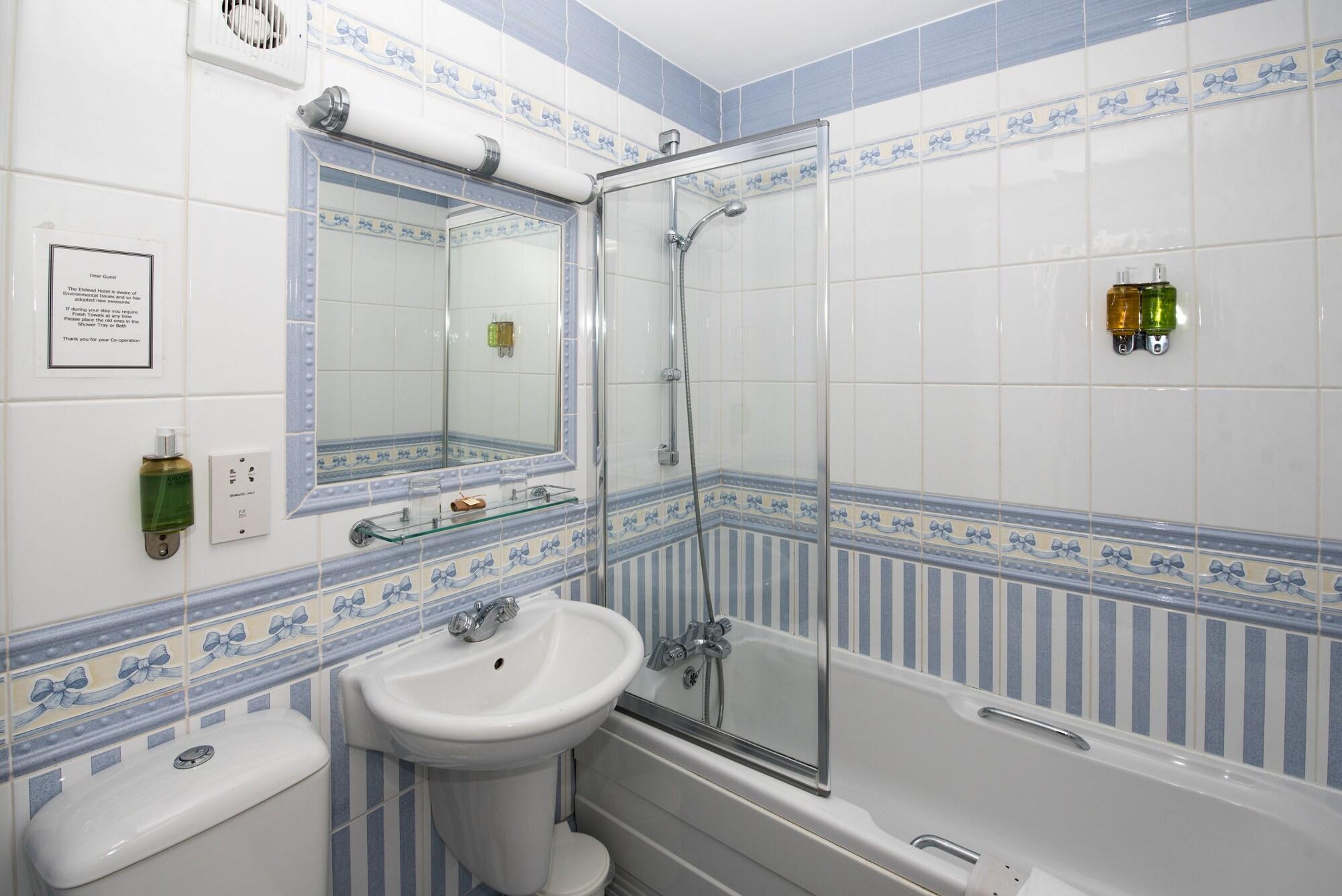 Elstead Hotel 3*